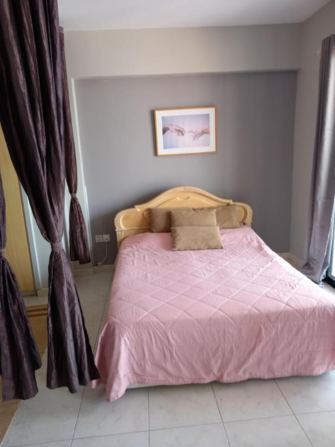 Old Town Studio Apartment Ларнака Екстер'єр фото